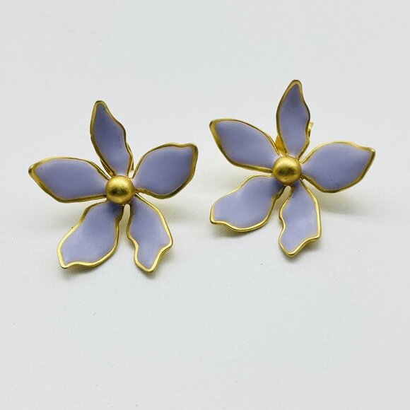 Lilac Flower Earrings Pierced Gold Tone Purple Enamel Blossom Dainty Bloom - Picture 2 of 6